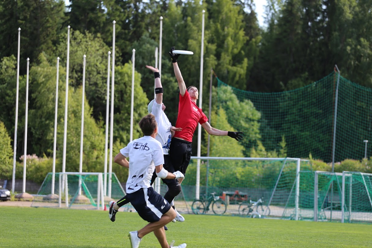 Ultimate frisbee game